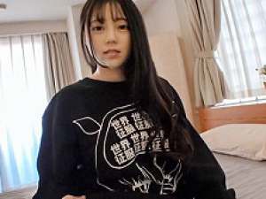 地雷系の素人娘を脱がしたらたわわおっぱいに我を忘れて腰を振ってたwww