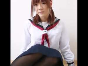 かわいいJK制服女装子男の娘がパンティーの中の勃起チンポをいやらしい顔つきでしごく！
